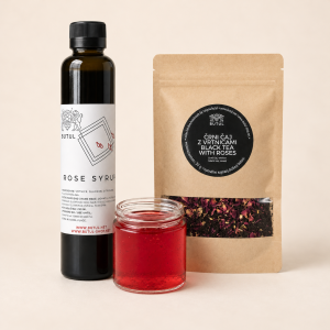Darilni paket Vrtnice Butul: sirup vrtnice 250 ml, črni čaj z vrtnicami 30 g in vinski žele malvazija z vrtnico 106 ml